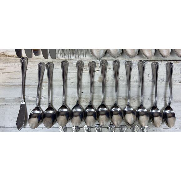 Towle Supreme Cutlery ENGLISH SHELL Stainless 36 Pc Flatware Set Japan - Picture 5 of 9